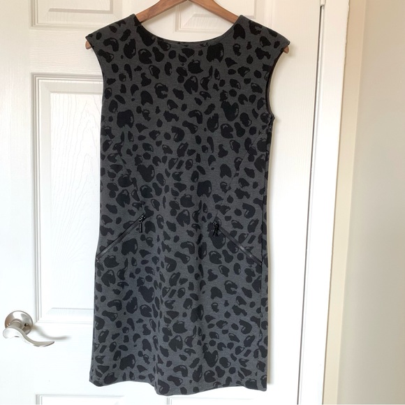 Michael Kors Sleeveless Printed Shift Dress with Pockets - Picture 1 of 7